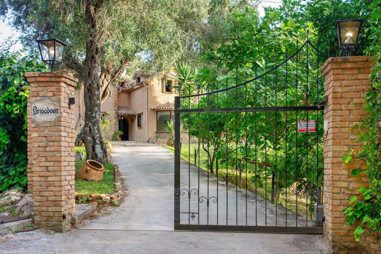Villa Brigadoon Corfu Agios Ioannis Peristerion Esterno foto