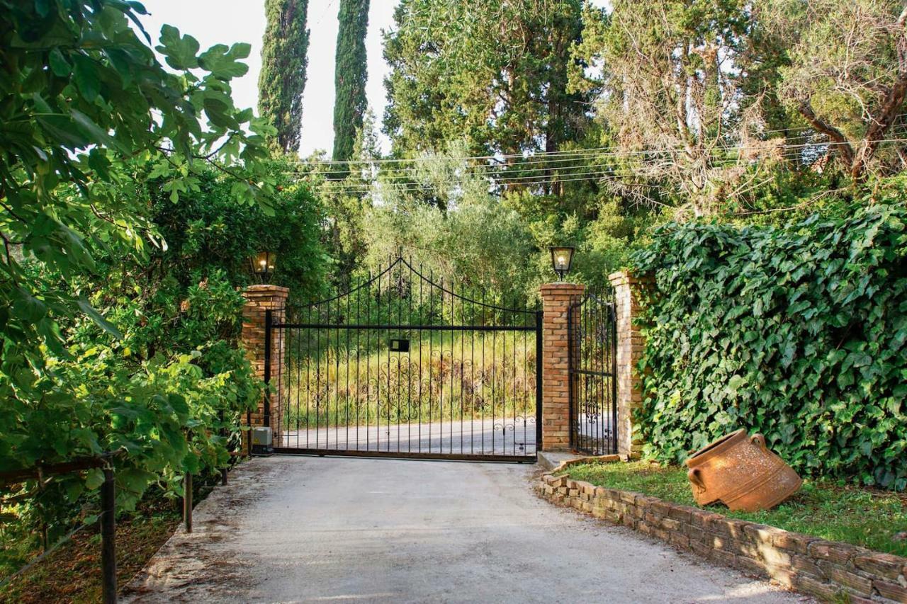 Villa Brigadoon Corfu Agios Ioannis Peristerion Esterno foto